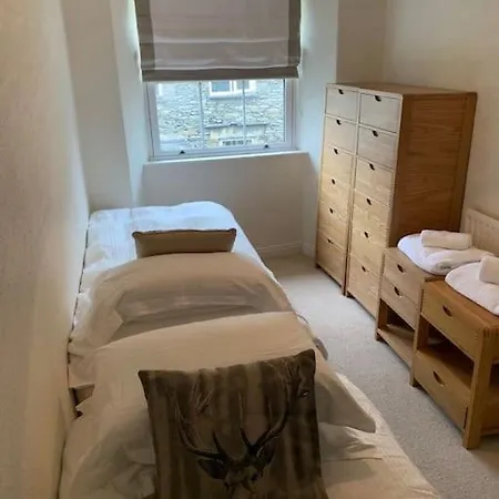 Wyresdale 7 Limethwaite * Windermere